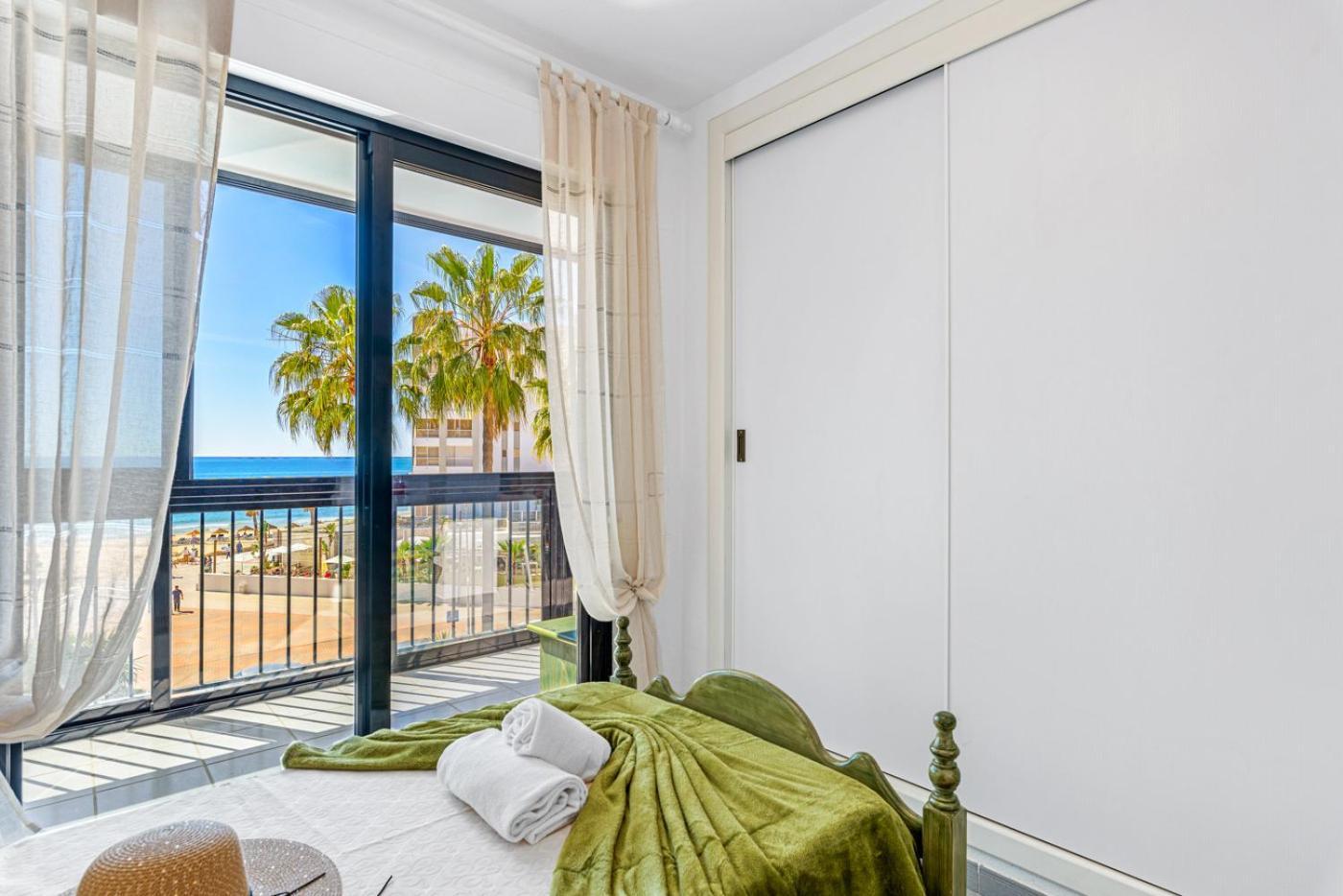 Apartment Colon - Plusholidays Calpe Esterno foto